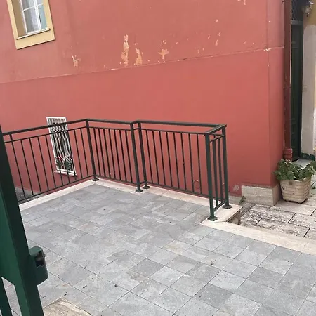 Spacious&quiet Gemelli Apartamento Roma